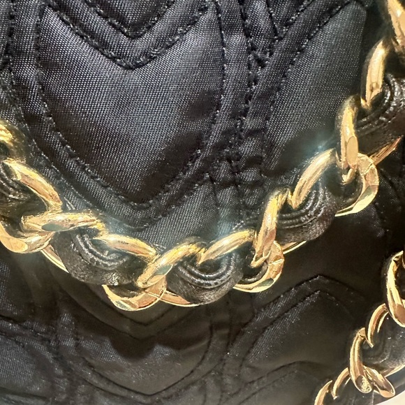 Koret Black Large Quilted Shoulder Bag - Picture 6 of 10